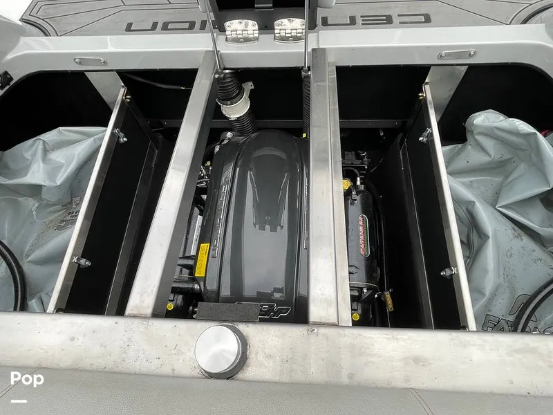 Slide: The Image of Centurion Fi23 2018 - 15862932