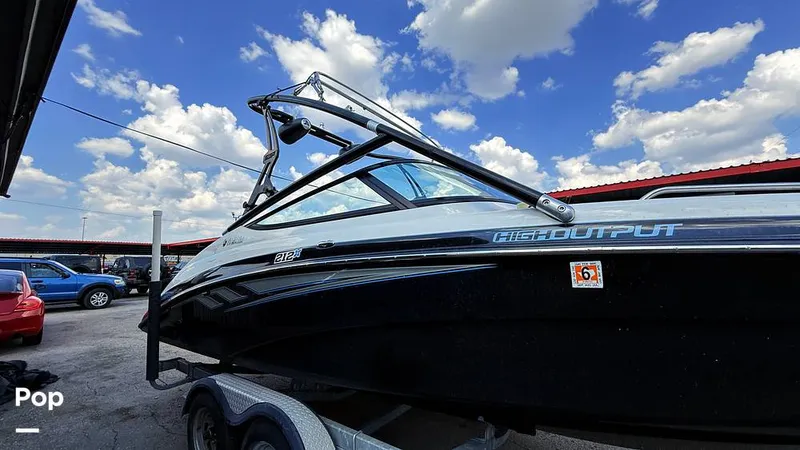 Slide: The Image of Yamaha 212x 2013 - 15860449