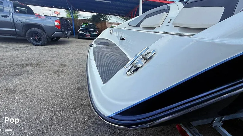 Slide: The Image of Yamaha 212x 2013 - 15860450