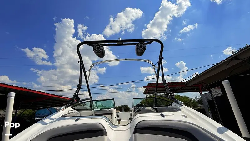 Slide: The Image of Yamaha 212x 2013 - 15860471