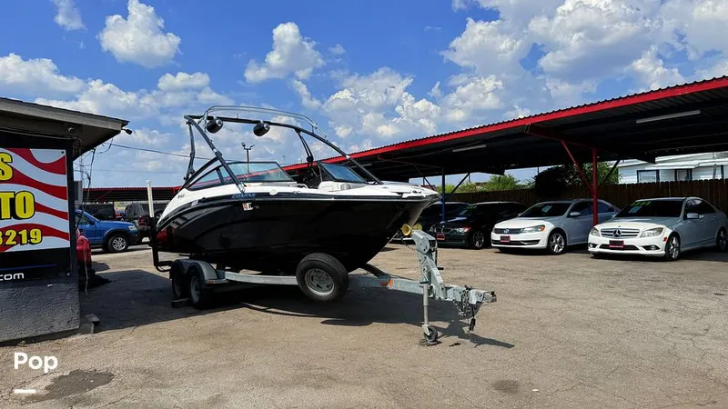 Slide: The Image of Yamaha 212x 2013 - 15860621