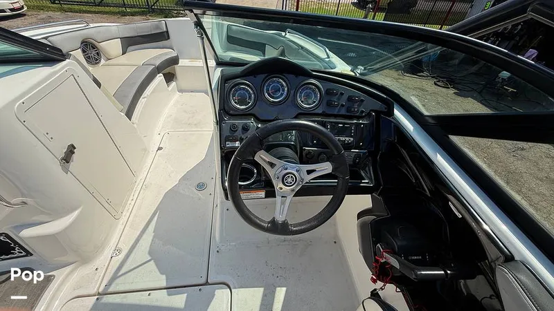 Slide: The Image of Yamaha 212x 2013 - 15859727