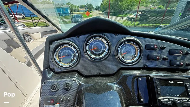 Slide: The Image of Yamaha 212x 2013 - 15859735