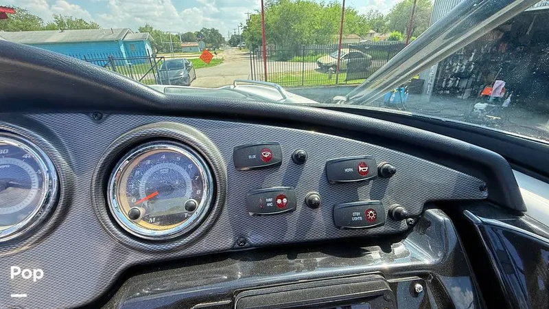 Slide: The Image of Yamaha 212x 2013 - 15859739