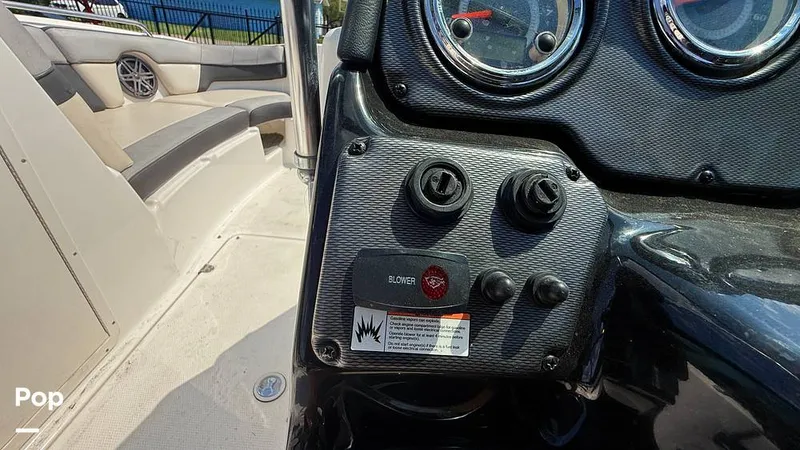 Slide: The Image of Yamaha 212x 2013 - 15859743