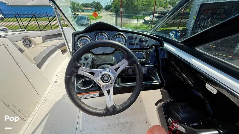 Slide: The Image of Yamaha 212x 2013 - 15859744