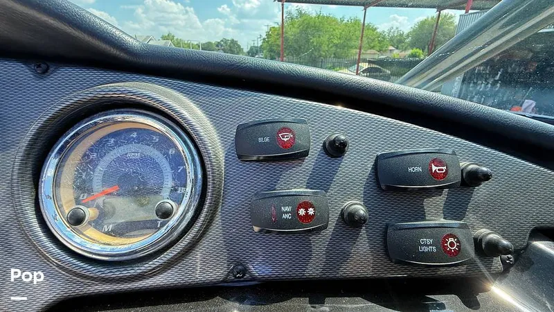 Slide: The Image of Yamaha 212x 2013 - 15859746