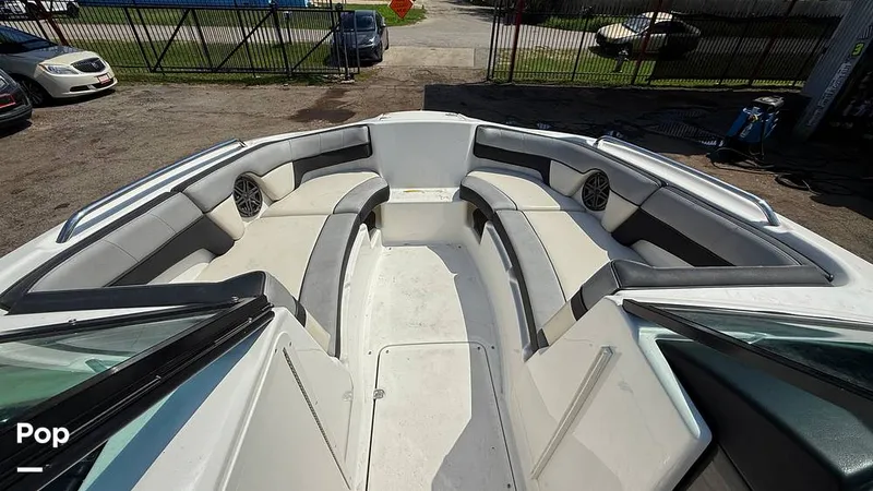 Slide: The Image of Yamaha 212x 2013 - 15859754