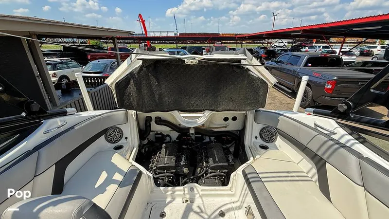 Slide: The Image of 2013 Yamaha 212 X - 15859710