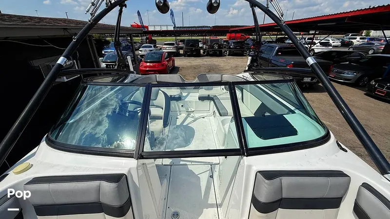 Slide: The Image of Yamaha 212x 2013 - 15860023