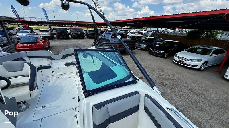 Slide: The Image of Yamaha 212x 2013 - 15860025