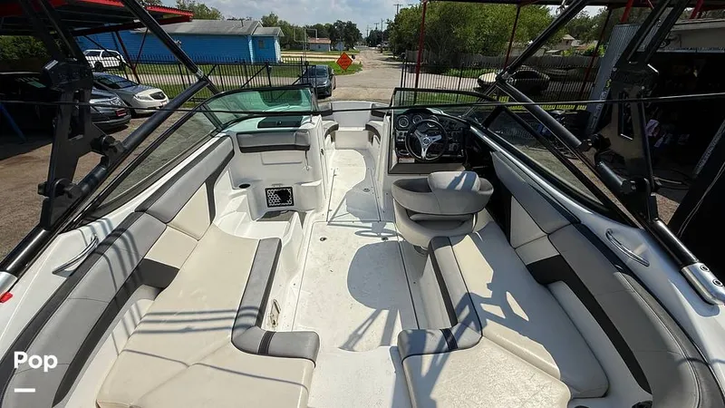 Slide: The Image of 2013 Yamaha 212 X - 15859711