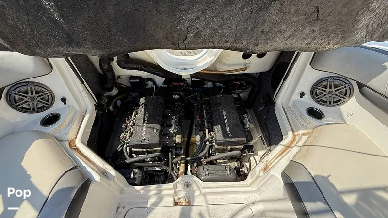 Slide: The Image of 1.8L High Output Yamaha Marine Engines - 15860059