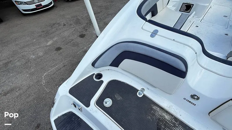 Slide: The Image of Yamaha 212x 2013 - 15860071