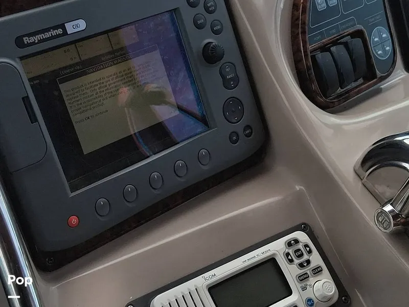 Slide: The Image of Sea Ray Sundancer 320 2005 - 15949349