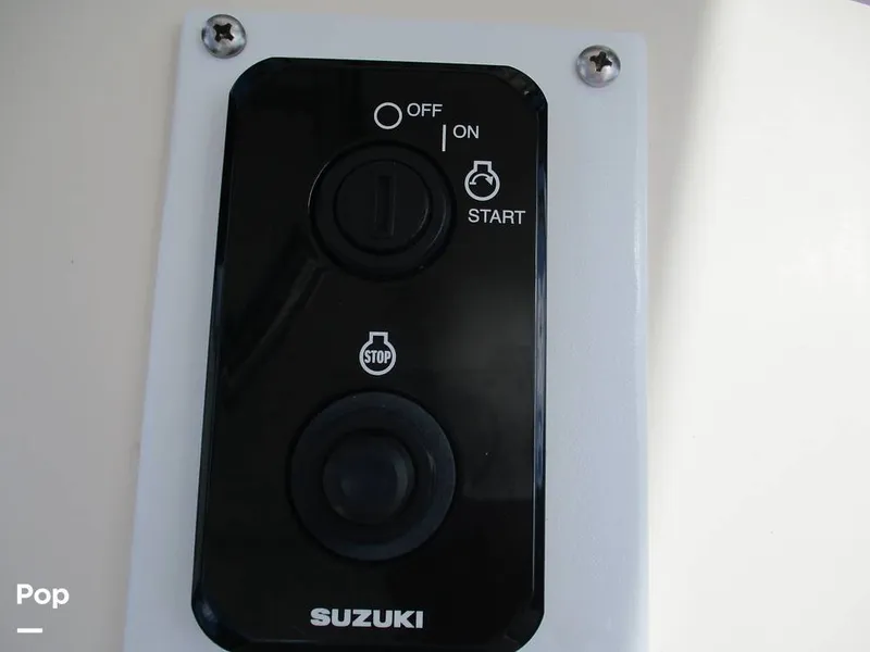 Slide: The Image of Parker Marine 2100 Sport 1994 - 15787111