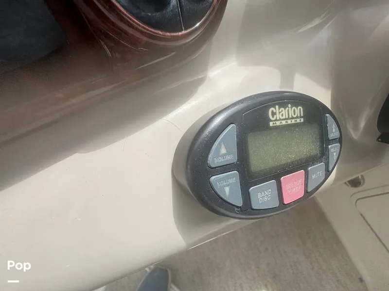 Slide: The Image of Sea Ray 280 Sundancer 2004 - 15781314