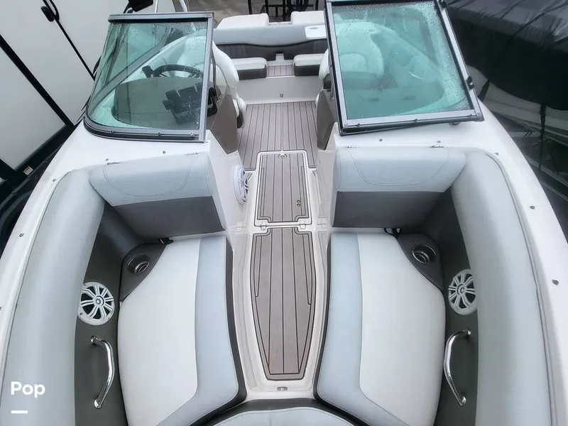 Slide: The Image of Regal 2100 2011 - 15961788