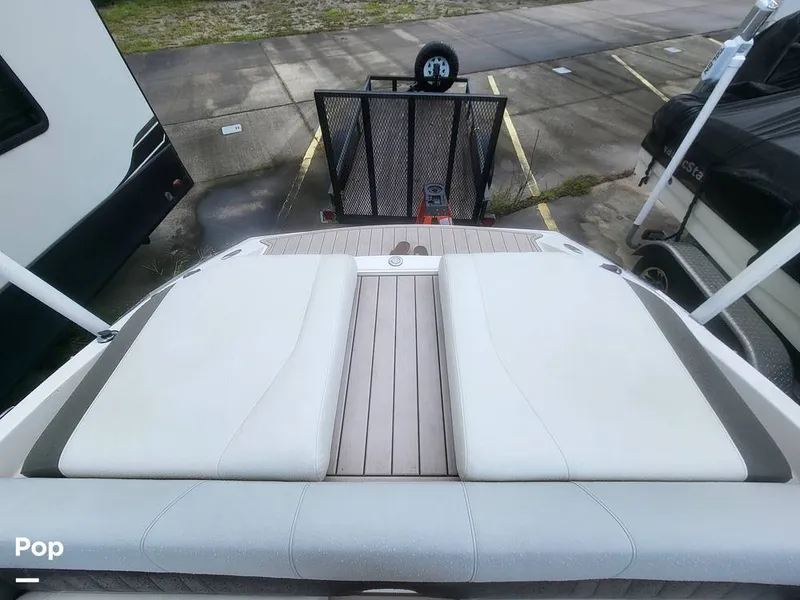 Slide: The Image of Regal 2100 2011 - 15961796