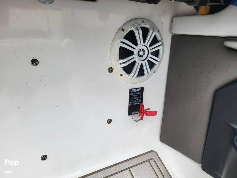 Slide: The Image of Regal 2100 2011 - 15961768