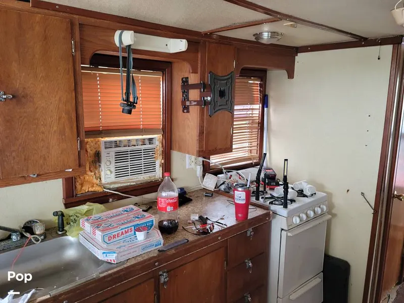 Slide: The Image of Sink - Galley - 15811955