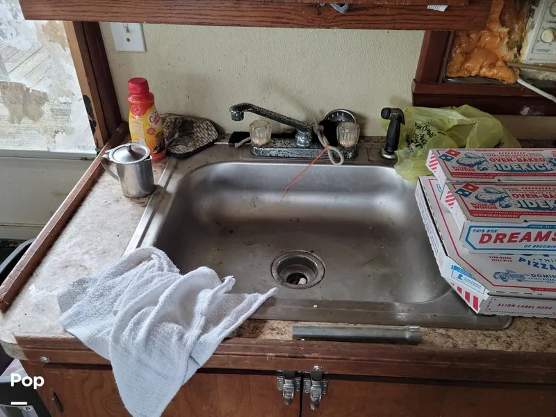 Slide: The Image of Sink - Galley - 15811958