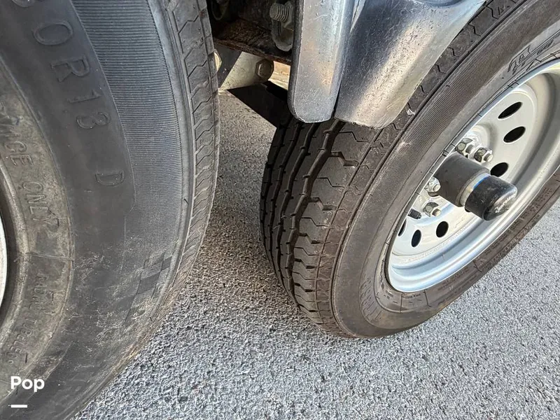 Slide: The Image of Sea Ray SPX210 2015 - 16057643