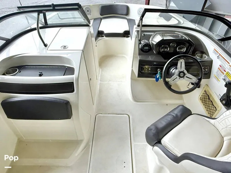 Slide: The Image of Bayliner VR6 OB 2021 - 16064960