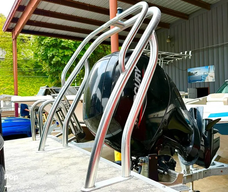 Slide: The Image of Crest Classic 220 DLX 2021 - 15811535