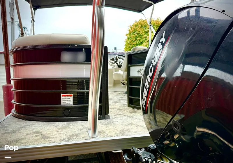 Slide: The Image of Crest Classic 220 DLX 2021 - 15811536