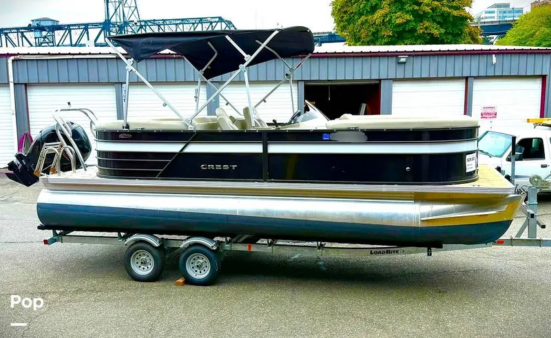 Slide: The Image of Crest Classic 220 DLX 2021 - 15811564