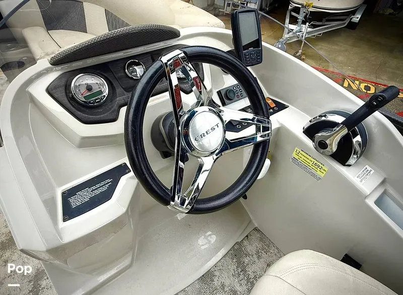 Slide: The Image of Crest Classic 220 DLX 2021 - 15811585