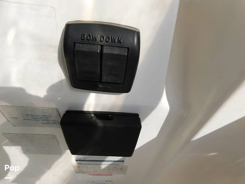 Slide: The Image of GPS/ Fishfinder/ Plotter - 15840134