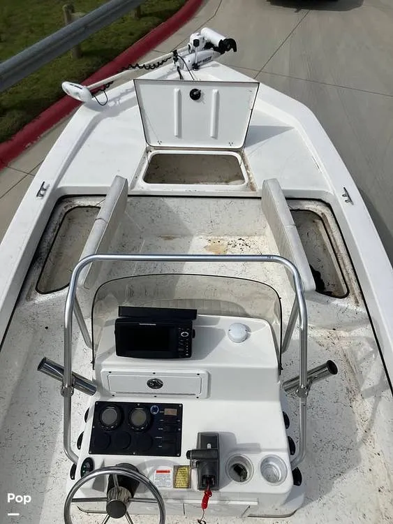 Slide: The Image of Center Console/trolling Motor - 15853547