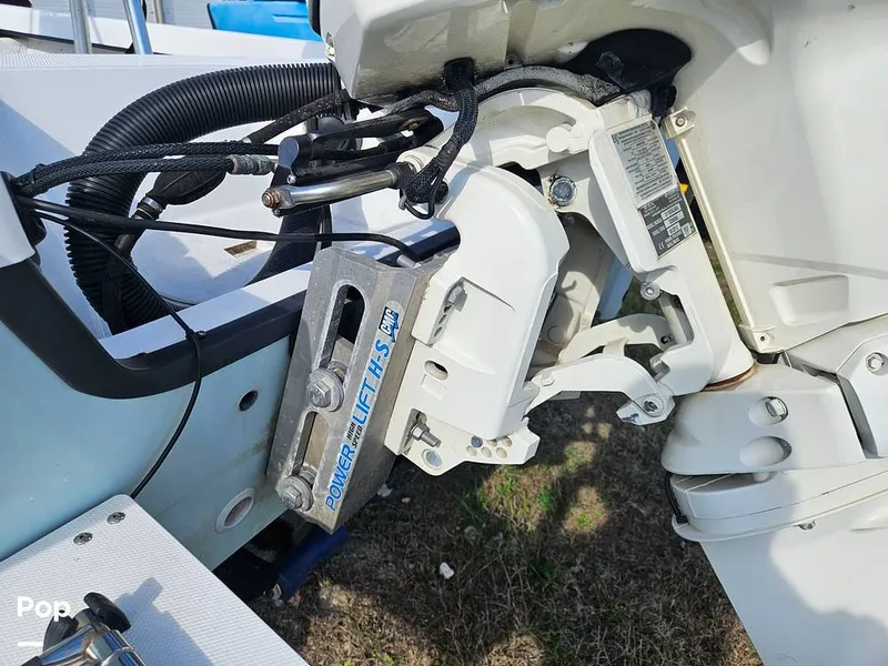 Slide: The Image of Engine Mount - 16138249