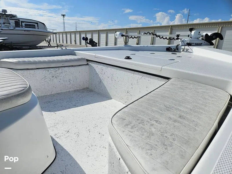 Slide: The Image of Front Seating/Trolling Motor - 16138264