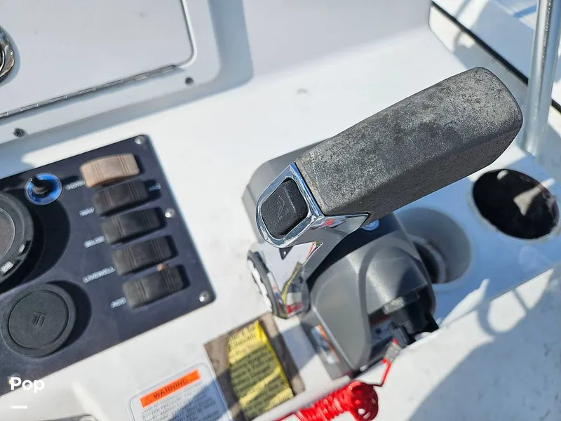 Slide: The Image of Throttle/Shift: Mech - 16138279