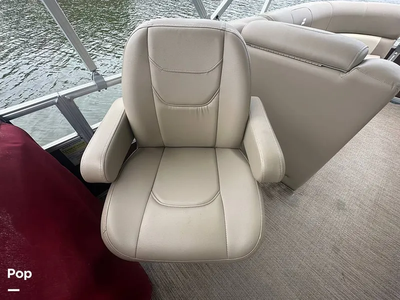 Slide: The Image of Starcraft LX22R 2021 - 15777045