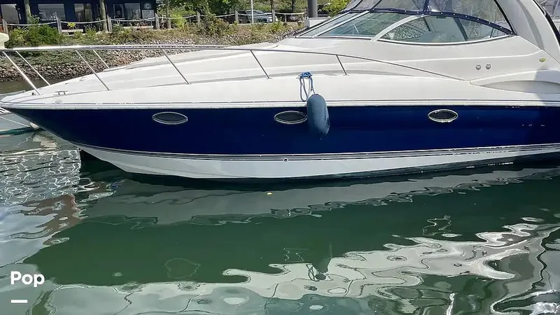 Slide: The Image of Cruisers Yachts 300 Express 2005 - 15801063