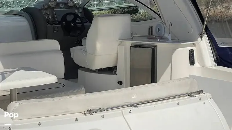 Slide: The Image of Cruisers Yachts 300 Express 2005 - 15801066