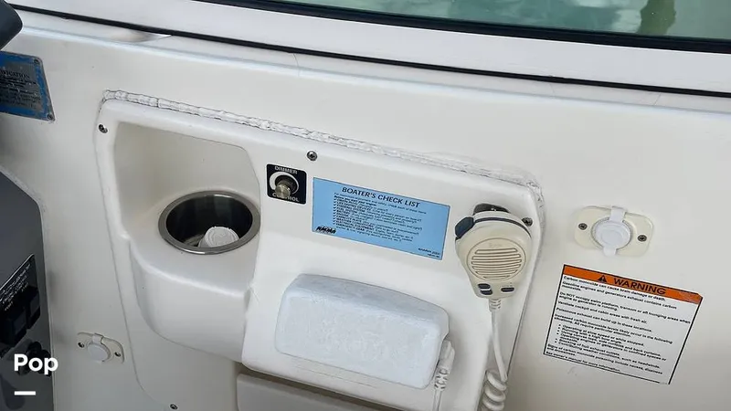 Slide: The Image of Cruisers Yachts 300 Express 2005 - 15799661