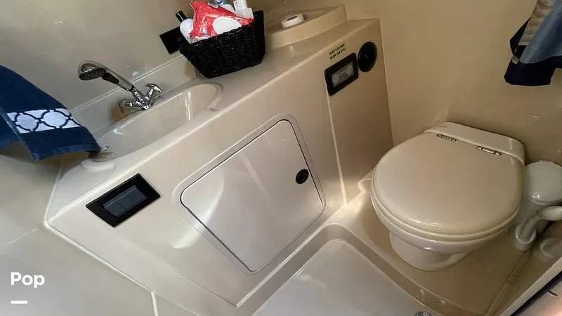 Slide: The Image of Cruisers Yachts 300 Express 2005 - 15799676