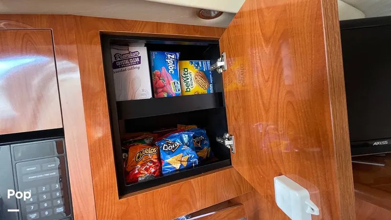 Slide: The Image of Cruisers Yachts 300 Express 2005 - 15799674