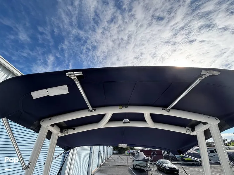 Slide: The Image of Regal 2300 2012 - 15989420