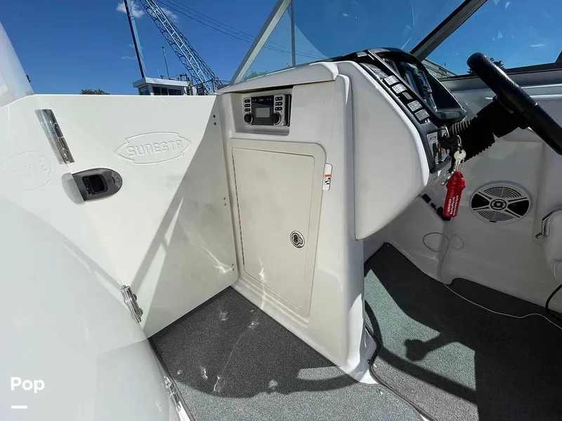 Slide: The Image of Chaparral Sunesta 244 2011 - 15835955