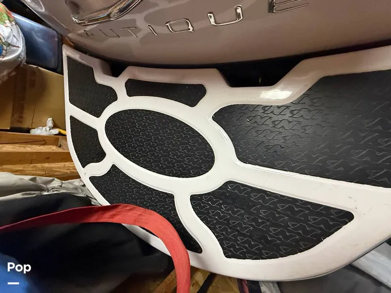 Slide: The Image of Air Nautique 210 Team Edition 2005 - 15996469