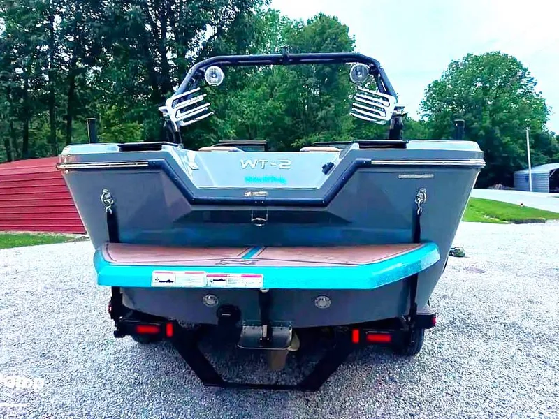 Slide: The Image of Heyday Wake Boats WT-2DC 2022 - 15812139