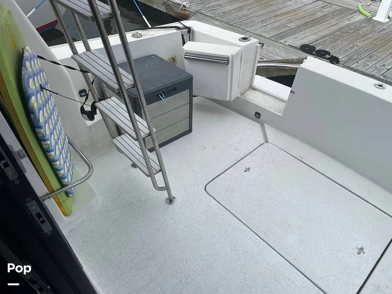 Slide: The Image of Silverton 34 Convertible 1991 - 15794318