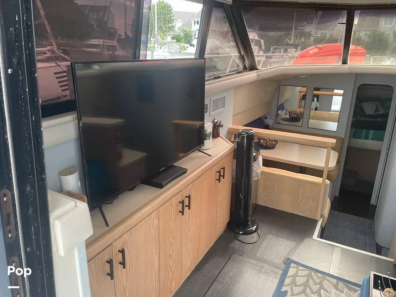 Slide: The Image of Silverton 34 Convertible 1991 - 15794340