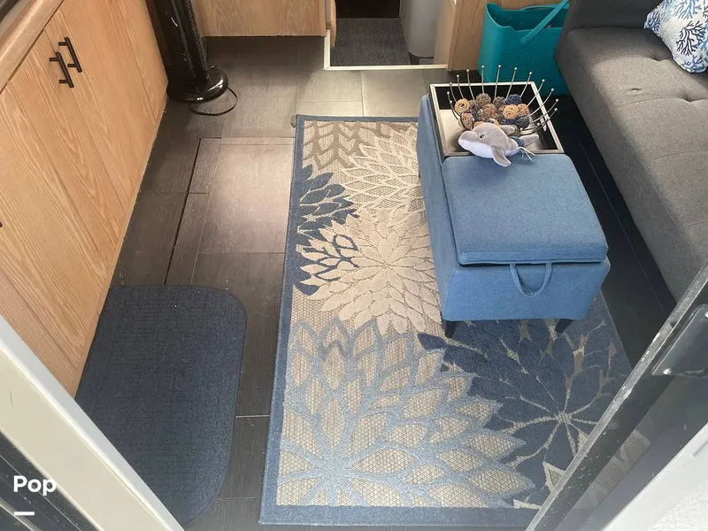 Slide: The Image of Silverton 34 Convertible 1991 - 15794339